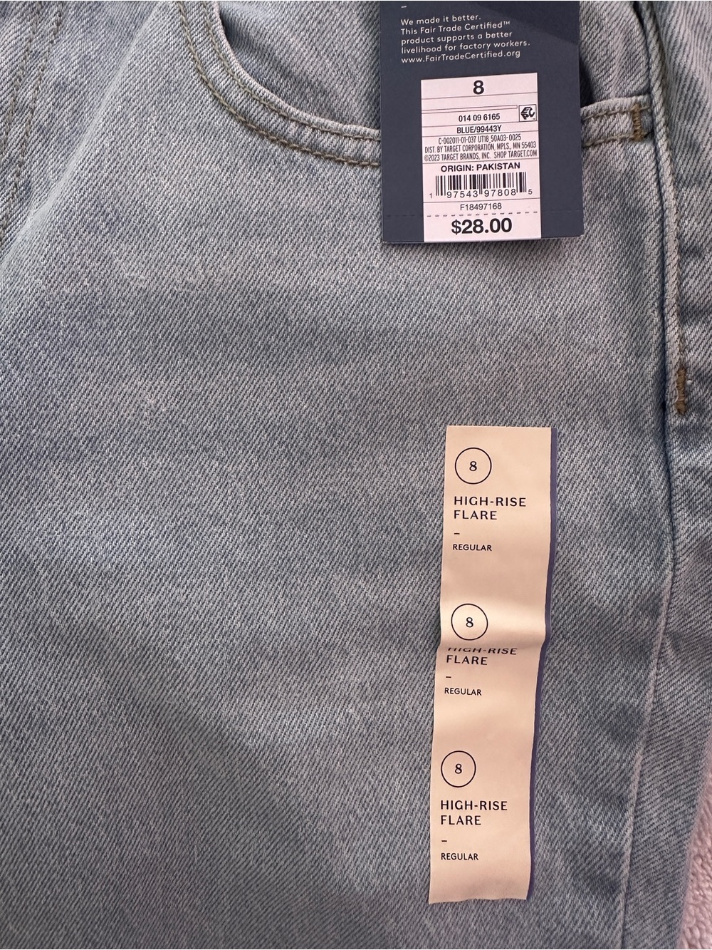 NWT Universal Thread High Rise FlareComfort Stretch Light Wash Jeans 8 Regular - Picture 6 of 6